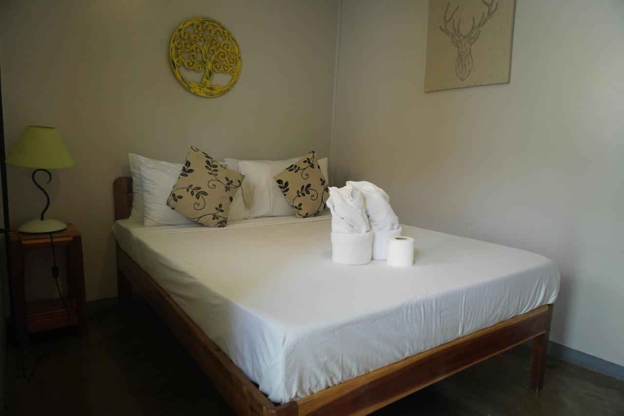 Hotel Keira Backpackers El Nido Zewnętrze zdjęcie